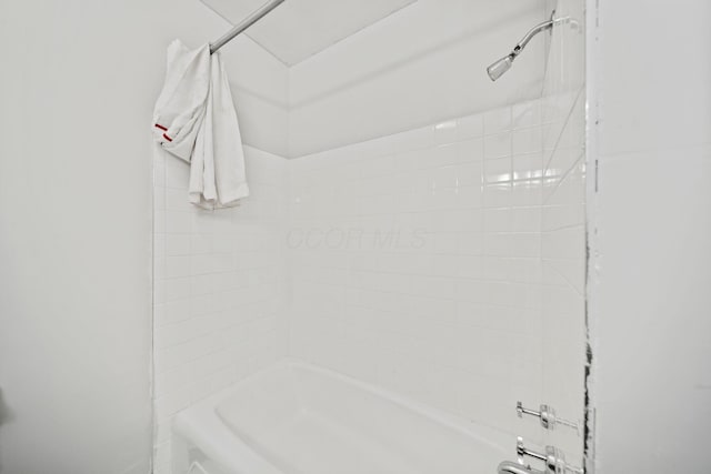 5754 Loganwood Rd, Columbus, OH 43229 - bathroom with washtub / shower combination