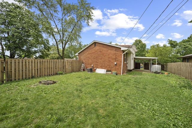 5754 Loganwood Rd, Columbus, OH 43229 - view of yard featuring cooling unit