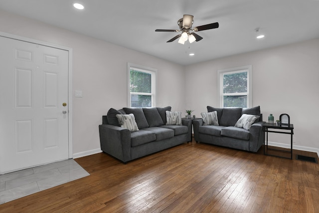 2217 Grasmere Ave, Columbus, OH 43211 - living area with healthy amount of natural light, a ceiling fan, hardwood / wood-style flooring, baseboards, and recessed lighting