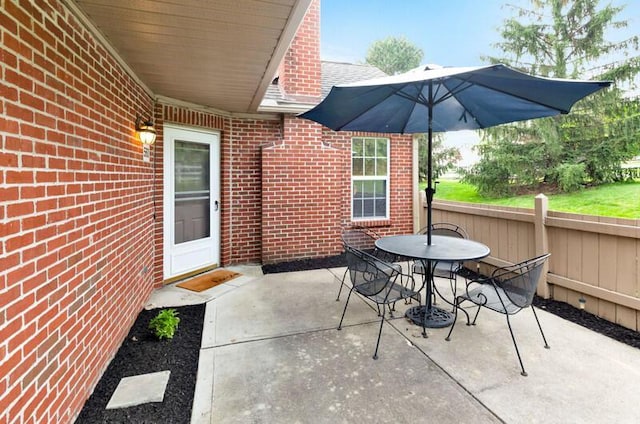 560 Dandy Brush Ln E, Columbus, OH 43230 - view of patio with outdoor dining space