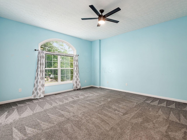 7034 Kellogg Dr, Powell, OH 43065 - unfurnished room with a textured ceiling, carpet, ceiling fan, and baseboards