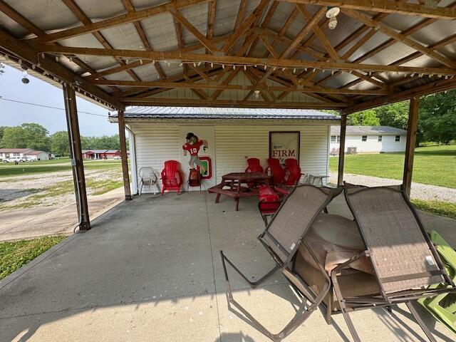 14572 Hock Hocking Rd, Logan, OH 43138 - view of patio / terrace