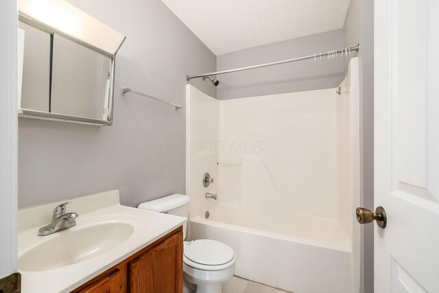 2918 Ironstone Dr, Columbus, OH 43231 - photo 16