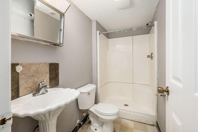 2918 Ironstone Dr, Columbus, OH 43231 - photo 27