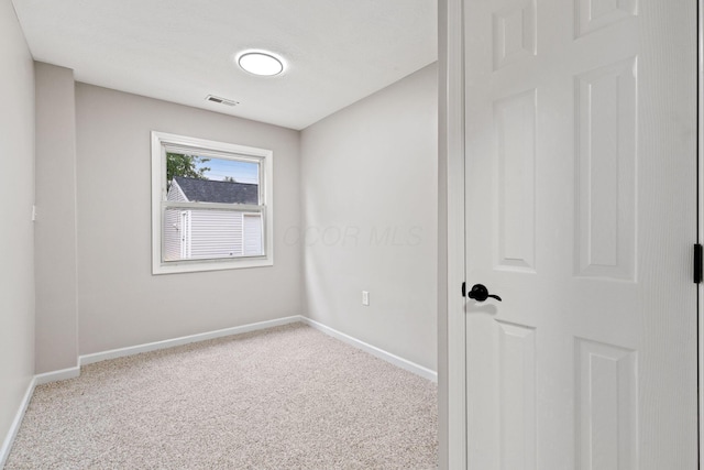 191 Saint Christopher Ln, Columbus, OH 43213 - carpeted empty room with baseboards