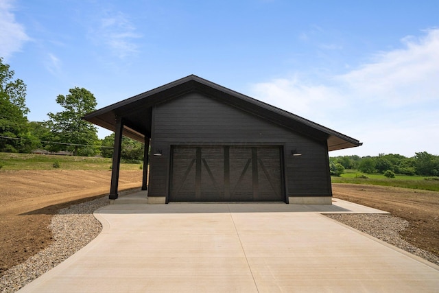 7931 Concord Rd, Johnstown, OH 43031 - detached garage with concrete driveway