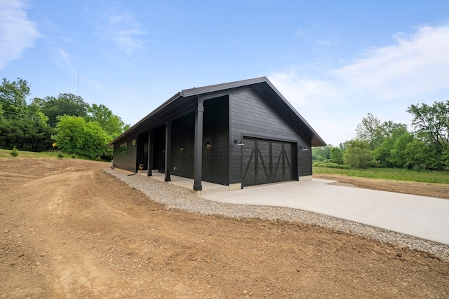 7931 Concord Rd, Johnstown, OH 43031 - detached garage with driveway