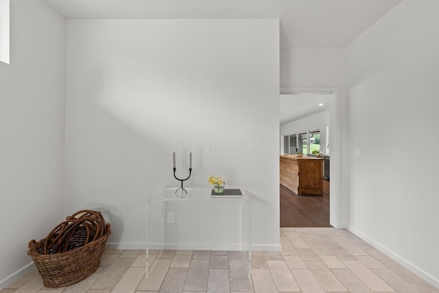 7931 Concord Rd, Johnstown, OH 43031 - detailed view of baseboards