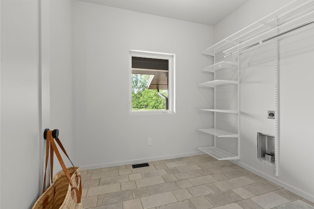 7931 Concord Rd, Johnstown, OH 43031 - laundry room with electric dryer hookup and baseboards