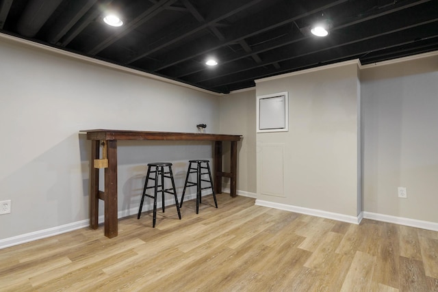 966 Chambers Cir, Columbus, OH 43212 - finished below grade area with wood finished floors and baseboards
