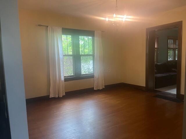 979 S Cassingham Rd, Columbus, OH 43209 - photo 3