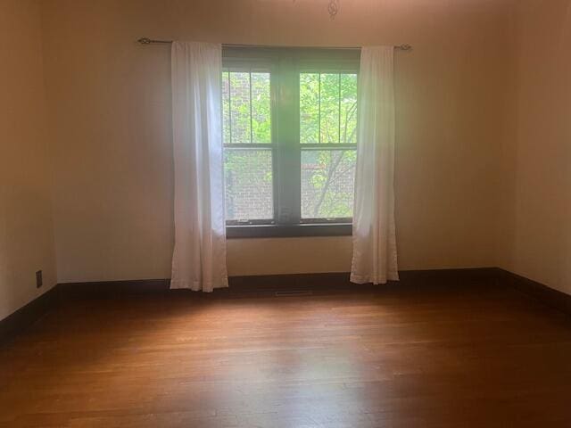 979 S Cassingham Rd, Columbus, OH 43209 - photo 8