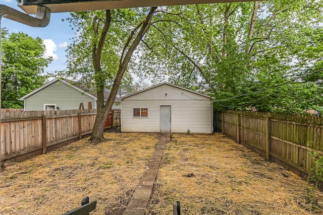 72 Avondale Ave, Columbus, OH 43222 - view of fenced backyard