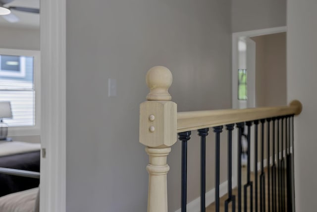 72 Avondale Ave, Columbus, OH 43222 - view of staircase