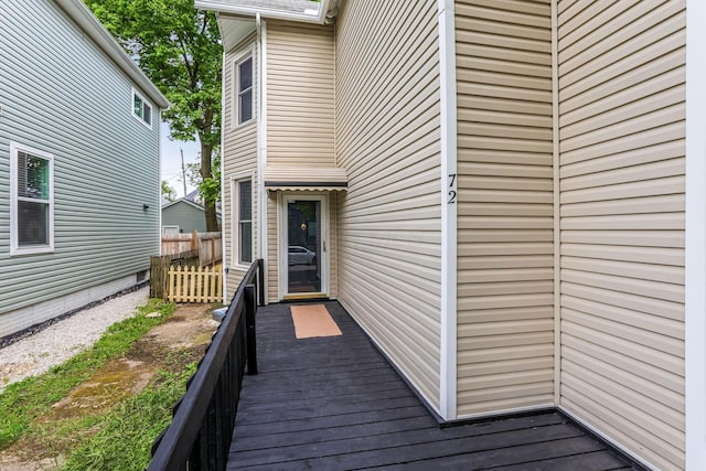 72 Avondale Ave, Columbus, OH 43222 - view of deck