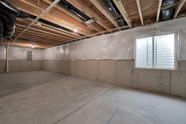 2576 Brook Run Dr, Lancaster, OH 43130 - below grade area with electric panel