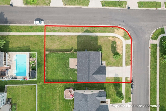 2576 Brook Run Dr, Lancaster, OH 43130 - aerial view of property and surrounding area with property parcel outlined and a pool