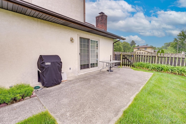 4909 Vanlear Rd, Columbus, OH 43229 - view of patio / terrace featuring area for grilling