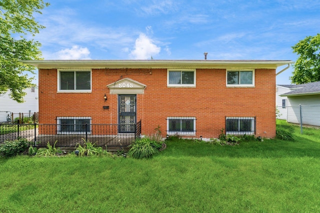 5045 Labelle Dr, Columbus, OH 43232 - raised ranch featuring brick siding