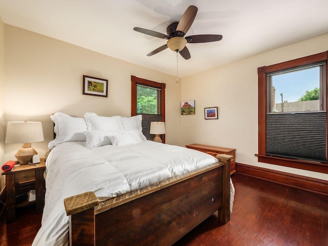471 W 4th Ave, Columbus, OH 43201 - bedroom featuring dark wood-style floors and ceiling fan