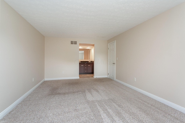 8732 Eastfield Ct, Pickerington, OH 43147 - spare room with light carpet and a textured ceiling