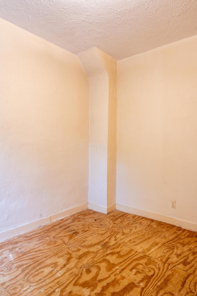 322 W Reynolds St, Urbana, OH 43078 - photo 32