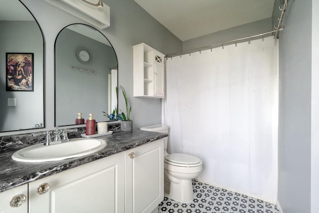 5834 Aristides Way Unit 10, New Albany, OH 43054 - bathroom featuring vanity, a shower with curtain, and tile patterned floors