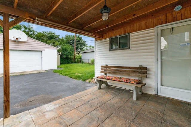 815 Savannah Dr, Columbus, OH 43228 - view of patio / terrace featuring an outbuilding