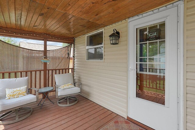 13111 King Rd NE, Thornville, OH 43076 - view of wooden terrace