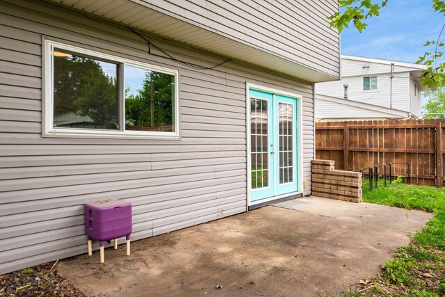 5186 Meadowbrook Dr, Columbus, OH 43207 - view of patio