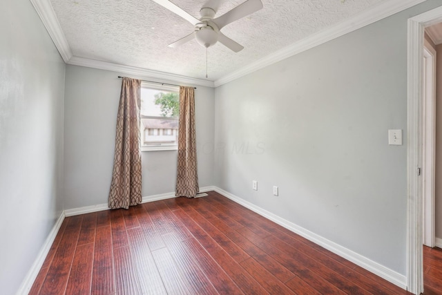 3840 Farm Brook Ln, Columbus, OH 43204 - empty room with dark wood finished floors, ceiling fan, and a textured ceiling