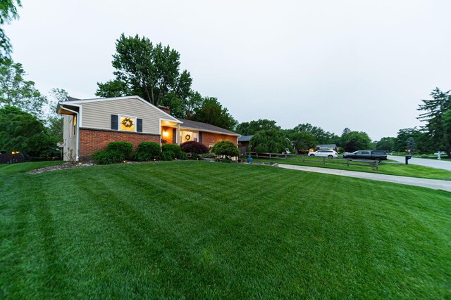 3445 Darbyshire Dr, Hilliard, OH 43026 - photo 12