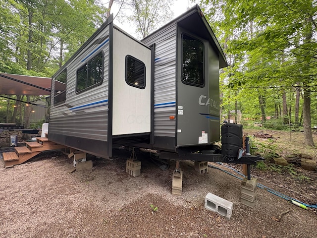 82 Pineywood Trl, Logan, OH 43138