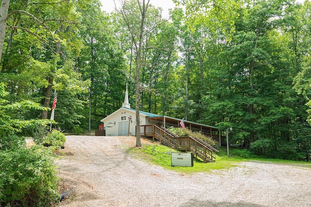 82 Pineywood Trl, Logan, OH 43138