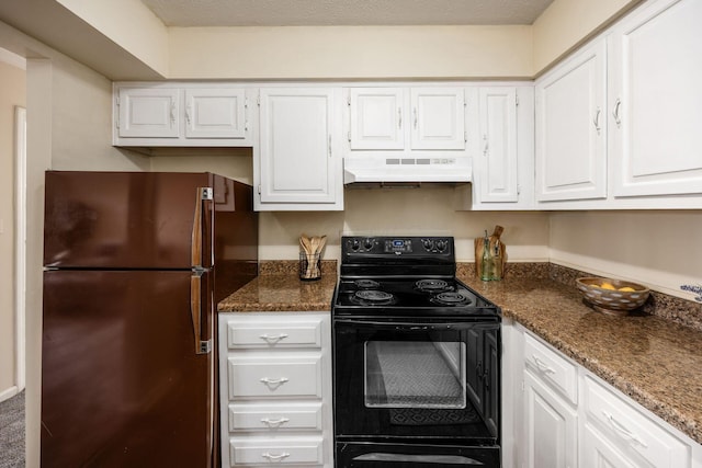 1530 Slade Ave Unit 101, Columbus, OH 43235 - kitchen featuring freestanding refrigerator, black range with electric stovetop, under cabinet range hood, and white cabinetry