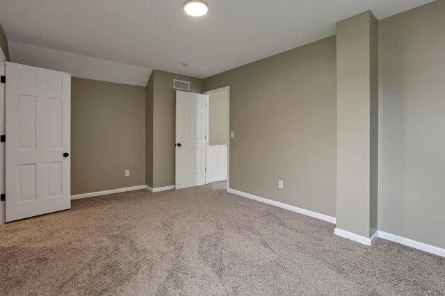 4583 Hunting Creek Dr, Grove City, OH 43123 - unfurnished bedroom with carpet and baseboards