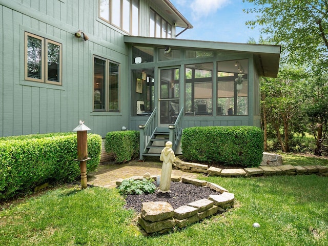 5434 Flat Head Ct, Columbus, OH 43230 - doorway to property featuring a yard