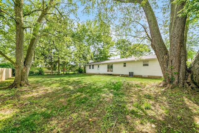 1058 Erickson Ave, Columbus, OH 43227 - view of yard with central air condition unit