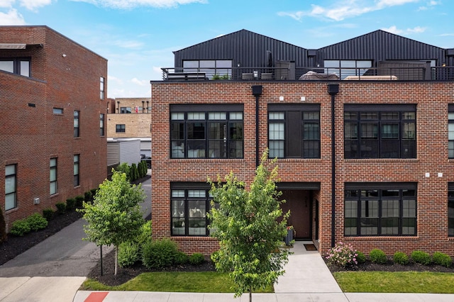 312 Cornelius St, Columbus, OH 43215 - view of property