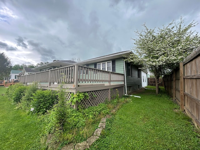 3049 Palace Heights Ln NW, Malta, OH 43758 - rear view of property featuring a deck