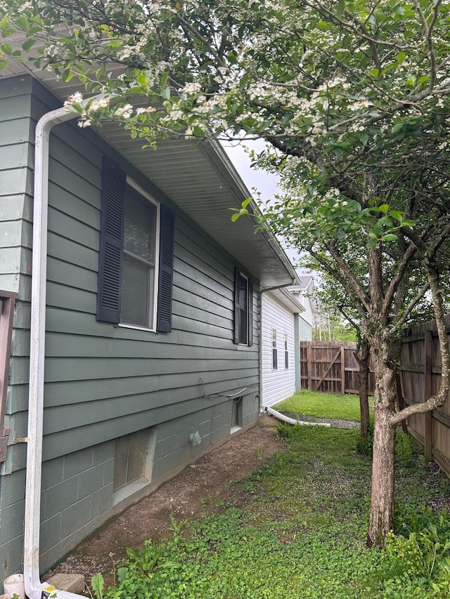 3049 Palace Heights Ln NW, Malta, OH 43758 - view of side of property