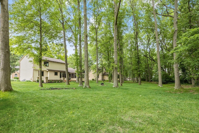 544 Waring Way, Columbus, OH 43213 - view of green lawn