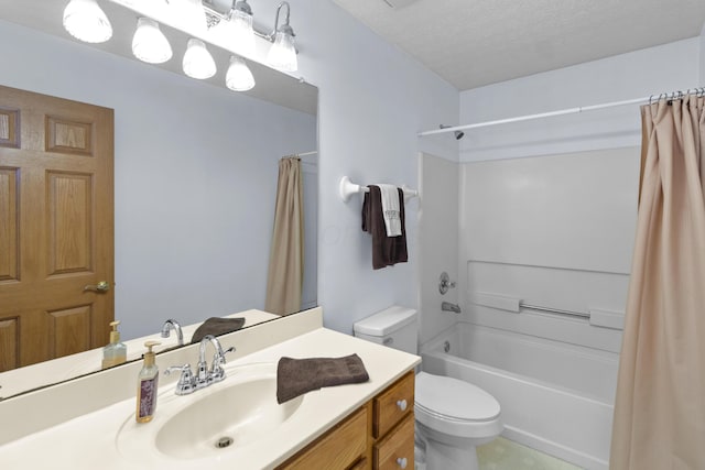 3040 Seney Rd Unit 912, Chillicothe, OH 45601 - full bath with vanity, toilet, shower / bath combo, and a textured ceiling