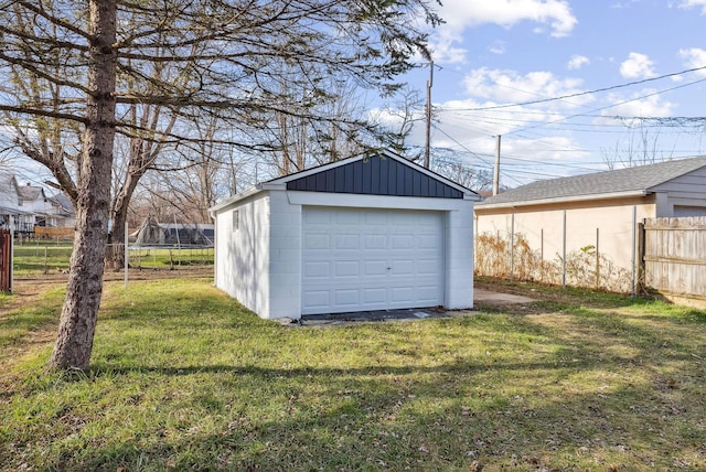 2509 Perdue Ave, Columbus, OH 43211 - detached garage with a trampoline