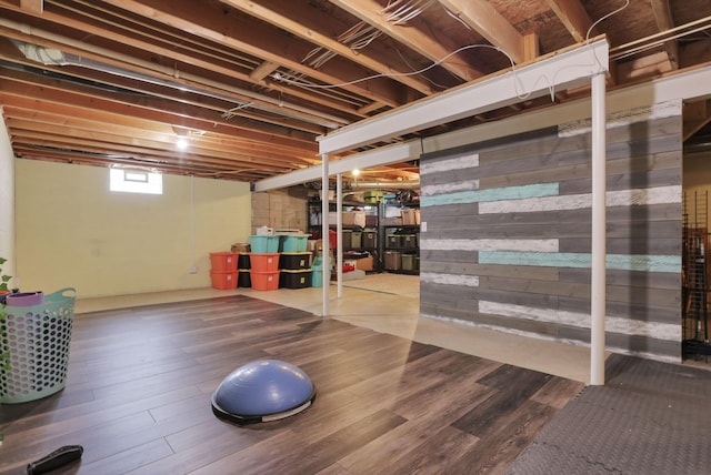 982 Margate Cir, London, OH 43140 - exercise room with wood finished floors