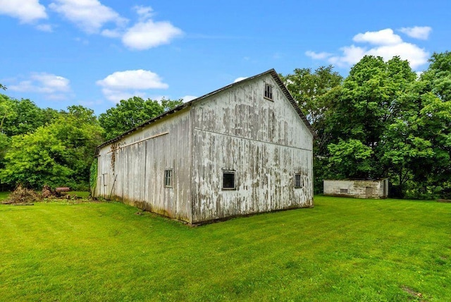841 Township Highway 52, Nevada, OH 44849 - view of barn with a yard
