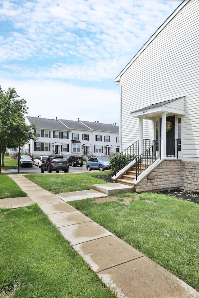 324 Lost River Dr, Blacklick, OH 43004 - photo 3