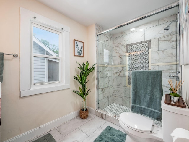 1156 S Champion Ave, Columbus, OH 43206 - bathroom featuring a shower stall