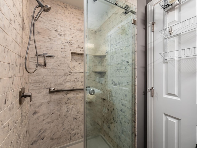 1835 Plains Blvd, Powell, OH 43065 - full bath with a stall shower