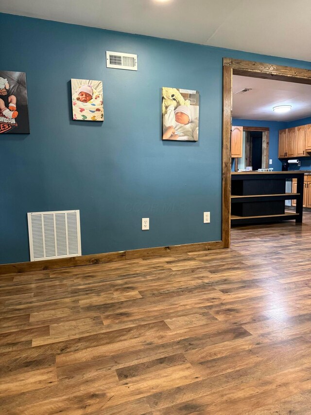 1775 Shoshoni Dr, Circleville, OH 43113 - empty room with wood finished floors
